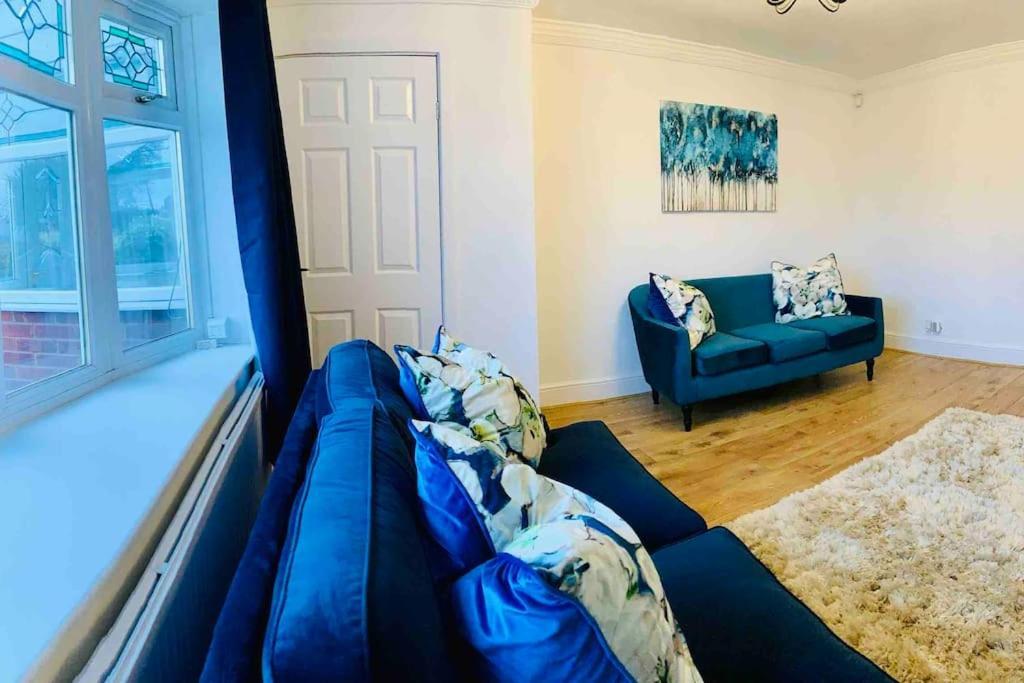 Homely Detached 3 Bedroom House Near Sheffield Rotherham Exterior foto